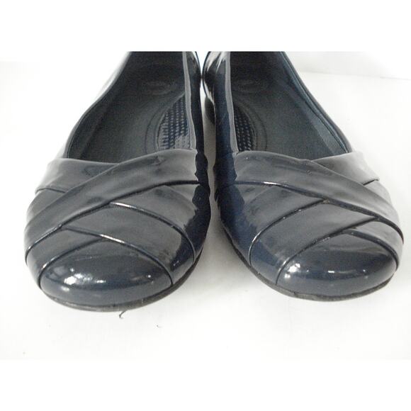 NURTURE DARK ROYAL BLUE PATENT LEATHER SLIP ON LOAFER FLAT SIZE 6M - Picture 3 of 7